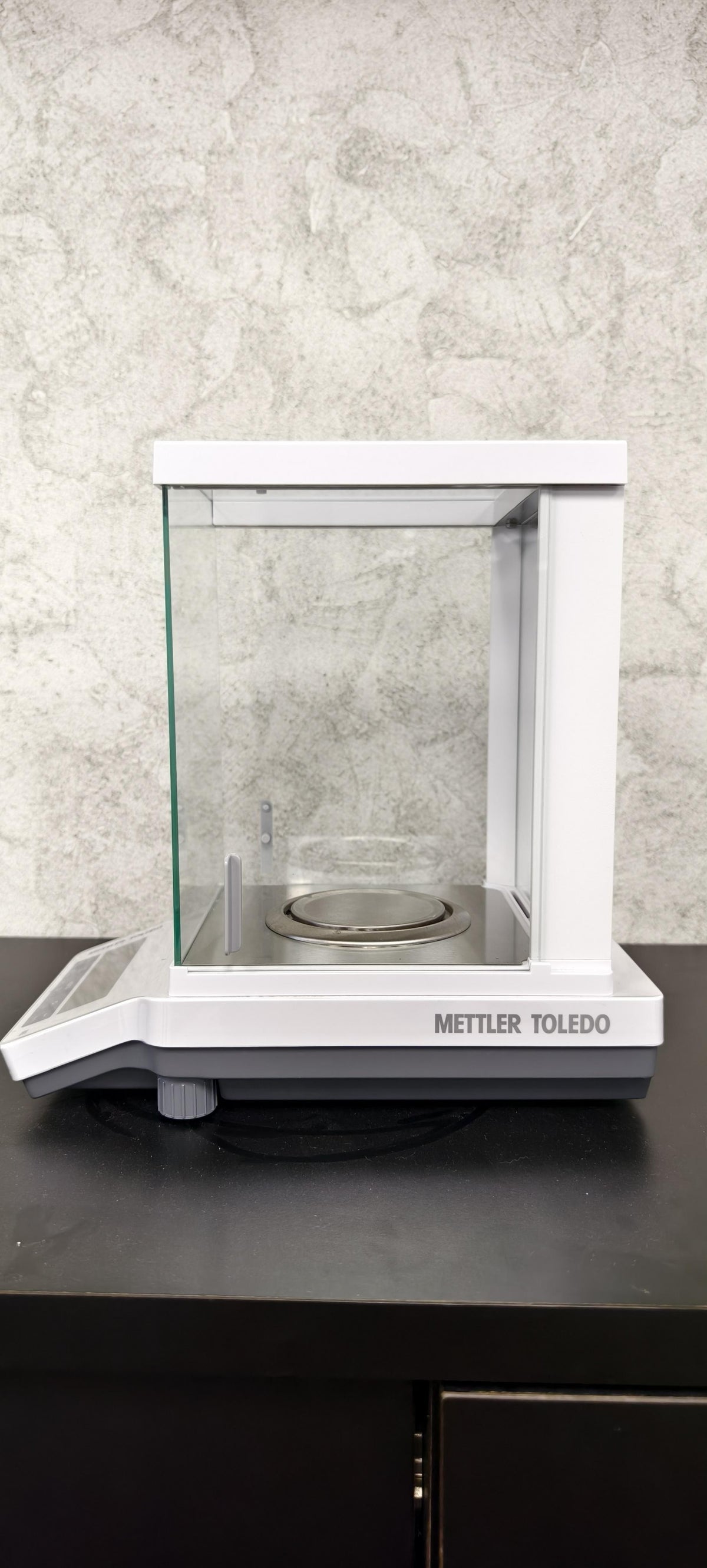 Mettler Toledo ME54E Analytical Balance