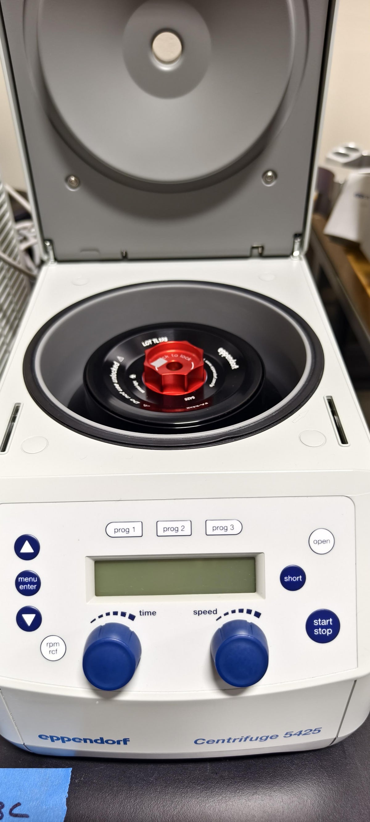 Eppendorf 5425 Centrifuge