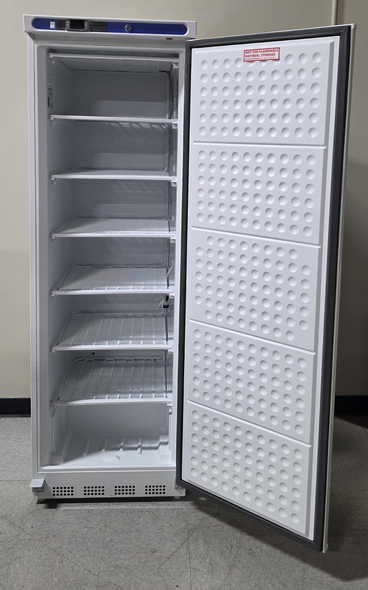 VWR HCMFS-14 freezer -20C, 14 cuft 120V