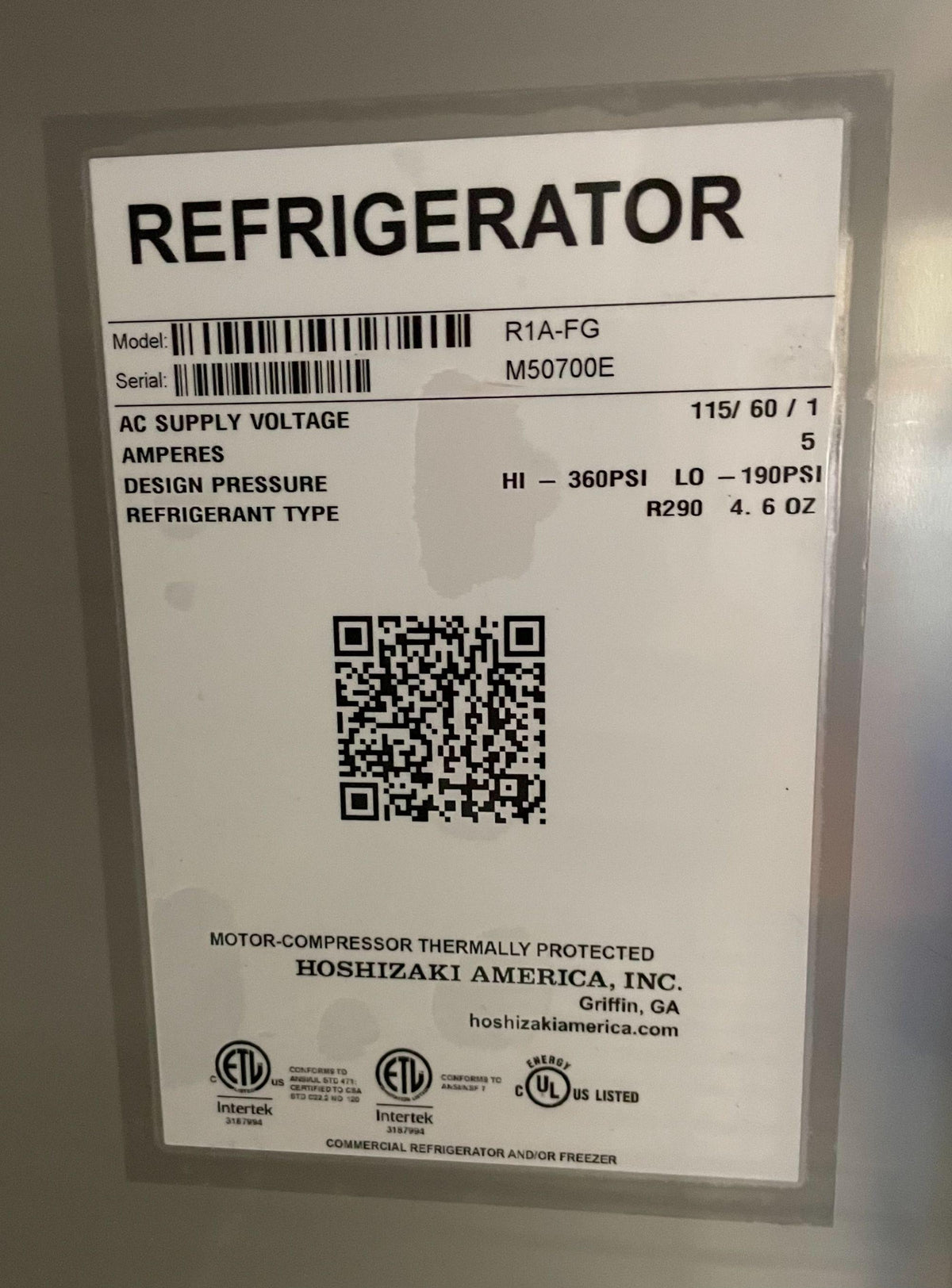 Hoshizaki R1A-FG Steelheart 23.1 Cu. Ft. Upright Refrigerator – 115V