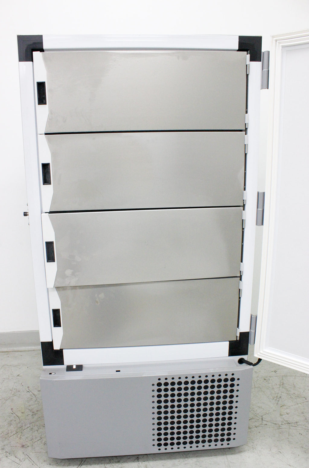 Thermo Scientific TDE60040FA Ultra-Low Freezer -40C 600-Box Upright