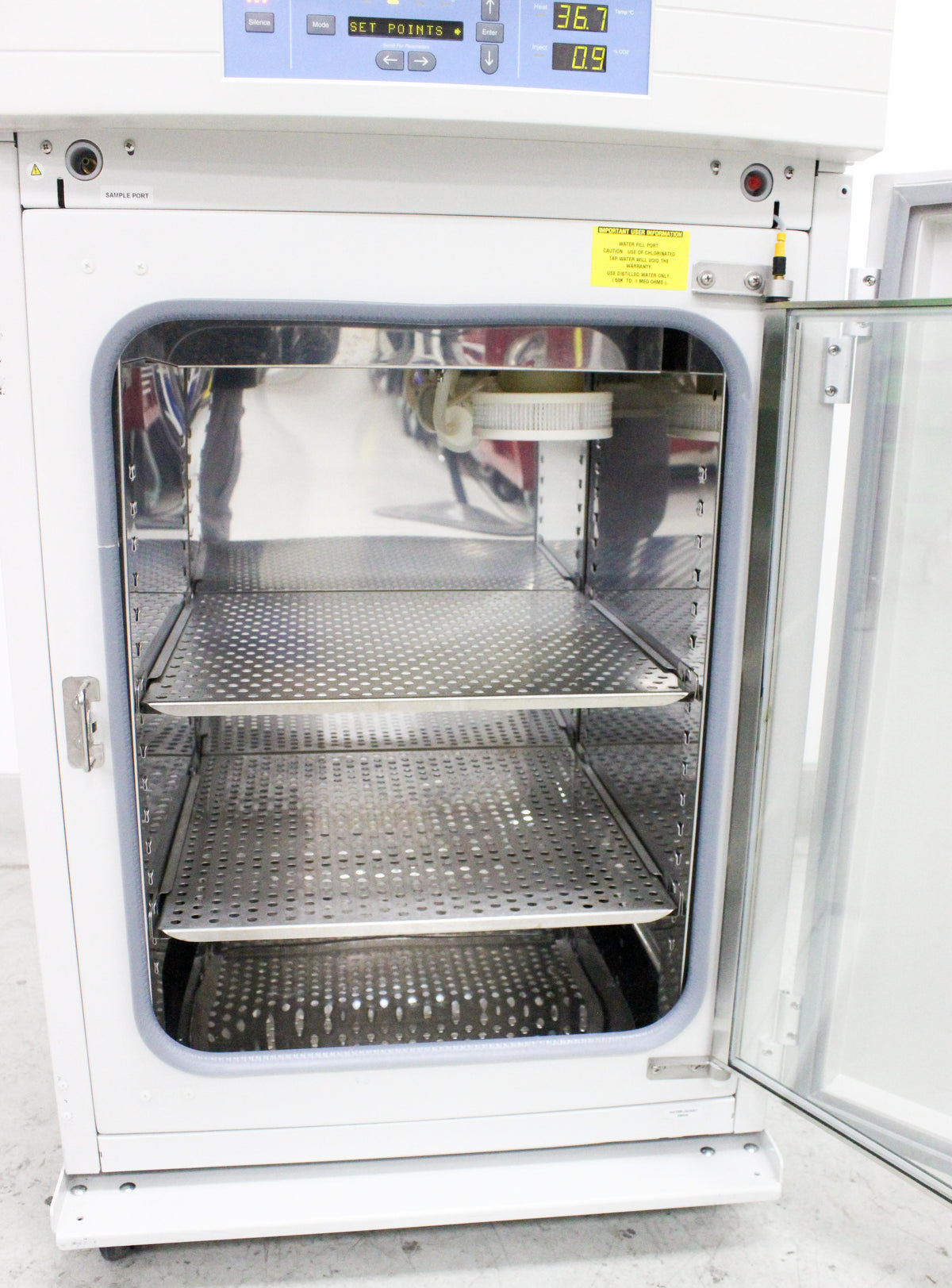 Thermo Scientific 3110 CO2 Incubator 184L Precise Temp Control